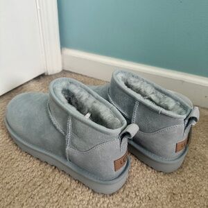 Uggs Classic Ultra Mini